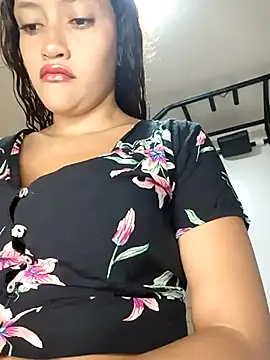 ArielBlossom    online show from 2, 2, 2026