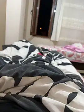 LAZ3R1 online show from 26, 9, 2025