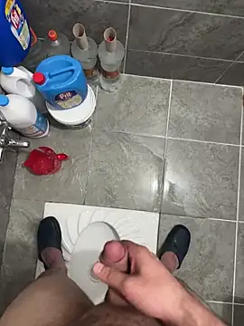 LAZ3R1 online show from 8, 10, 2025