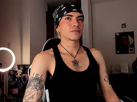 guynextdo0r online show from 1, 10, 2025