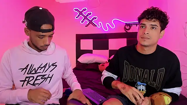 Snapshot of Lucky_boys__X chatting on 19, 10, 2025 Lucky boys X online show from 19, 10, 2025