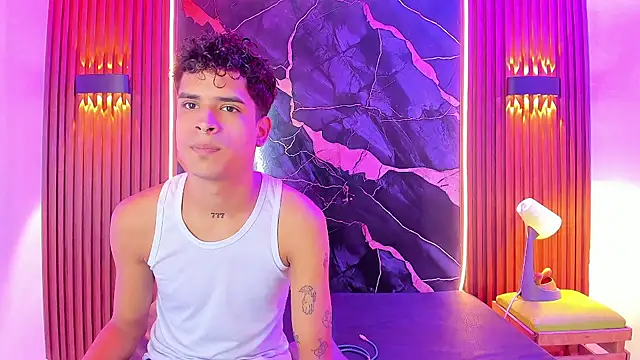 Snapshot of Lucky_boys__X chatting on 6, 11, 2025 Lucky boys X online show from 6, 11, 2025