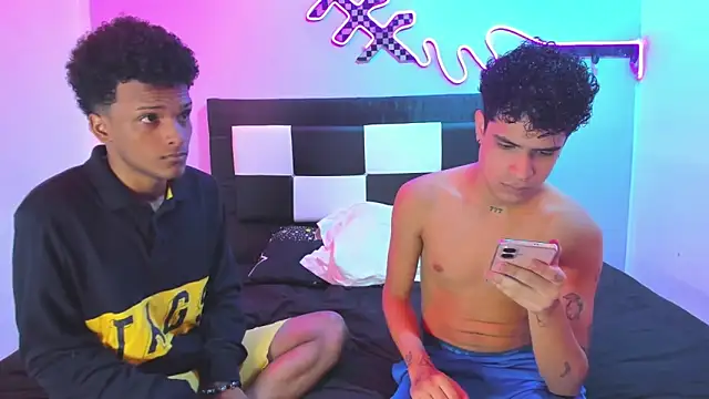 Snapshot of Lucky_boys__X chatting on 7, 4, 2026 Lucky boys X online show from 7, 4, 2026