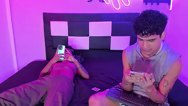 Snapshot of Lucky_boys__X chatting on 15, 4, 2026 Lucky boys X online show from 15, 4, 2026