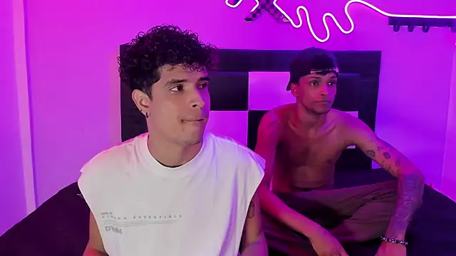 Snapshot of Lucky_boys__X chatting on 17, 4, 2026 Lucky boys X online show from 17, 4, 2026