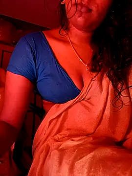 Snapshot of Tamil_Kavitha chatting on 24, 4, 2026 Tamil Kavitha online show from 24, 4, 2026