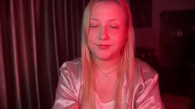 BikiHellena online show from 25, 11, 2025