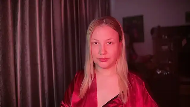 Snapshot of BikiHellena chatting on 10, 6, 2026 BikiHellena online show from 10, 6, 2026