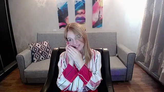 shy hot cat online show from 23, 9, 2025