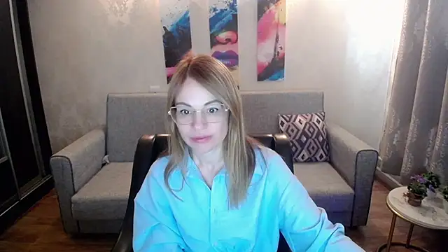 shy hot cat online show from 3, 10, 2025