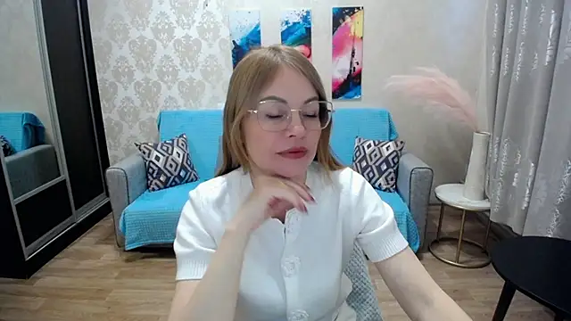 shy hot cat online show from 10, 1, 2026