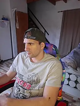 Snapshot of ObeyLust chatting on 8, 1, 2026 ObeyLust online show from 8, 1, 2026