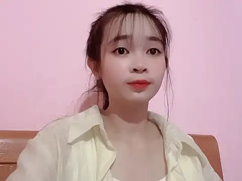 Snapshot of Suna7383 chatting on 4, 10, 2025 Suna7383 online show from 4, 10, 2025