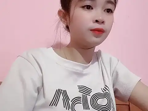 Snapshot of Suna7383 chatting on 8, 10, 2025 Suna7383 online show from 8, 10, 2025