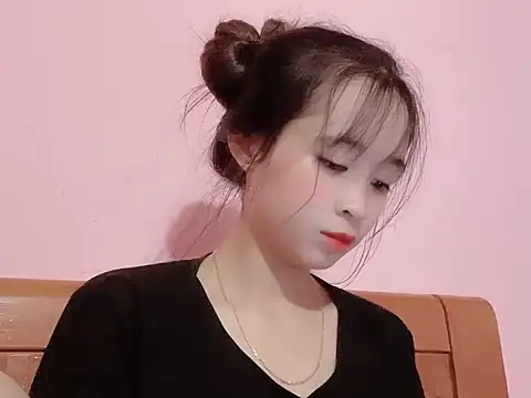 Snapshot of Suna7383 chatting on 13, 10, 2025 Suna7383 online show from 13, 10, 2025