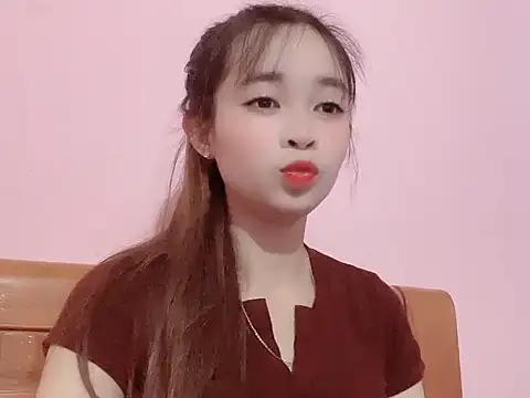 Snapshot of Suna7383 chatting on 26, 10, 2025 Suna7383 online show from 26, 10, 2025