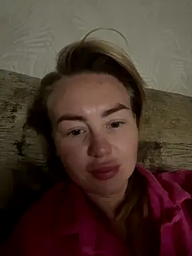 MartaLuna  online show from 1, 10, 2025