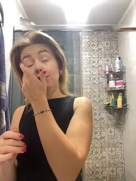 MartaLuna  online show from 24, 10, 2025