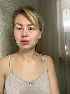 MartaLuna  online show from 3, 11, 2025