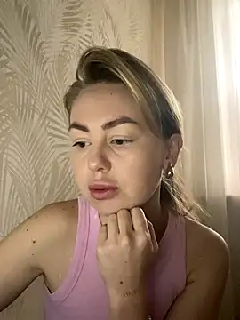 MartaLuna  online show from 4, 11, 2025