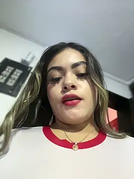 Snapshot of MayaMoanXXX chatting on 16, 10, 2025 MayaMoanXXX online show from 16, 10, 2025
