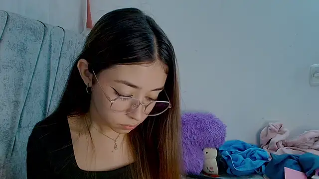 Snapshot of kimmy_vegga2 chatting on 22, 10, 2025 kimmy vegga2 online show from 22, 10, 2025