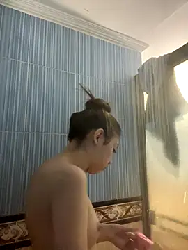 Snapshot of kimmy_vegga2 chatting on 28, 10, 2025 kimmy vegga2 online show from 28, 10, 2025