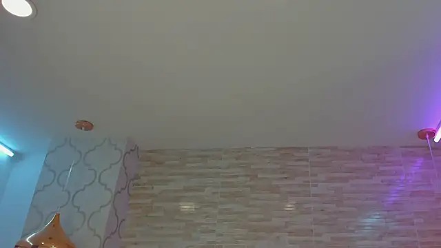 AliceVegga online show from 2, 12, 2025