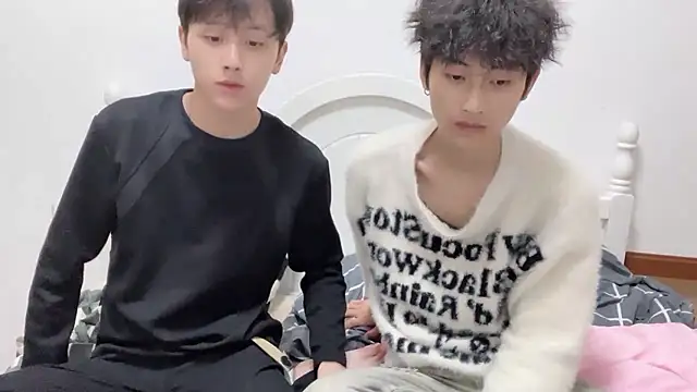 Snapshot of yangyang-2563 chatting on 13, 10, 2025 yangyang-2563 online show from 13, 10, 2025