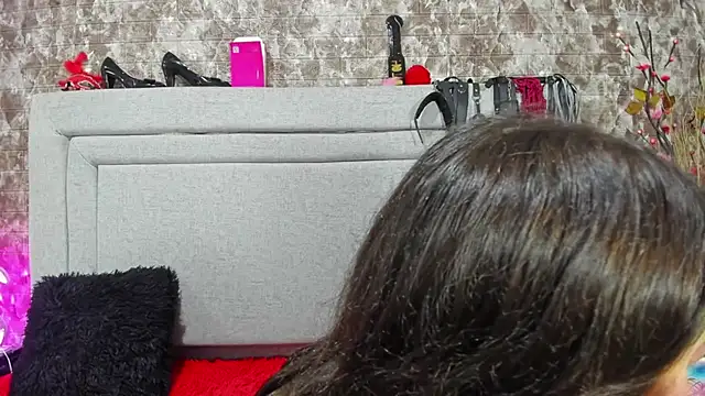 Snapshot of KatyVelvet chatting on 20, 11, 2025 KatyVelvet online show from 20, 11, 2025