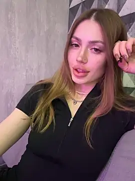 Elizabeth Tay online show from 12, 3, 2026