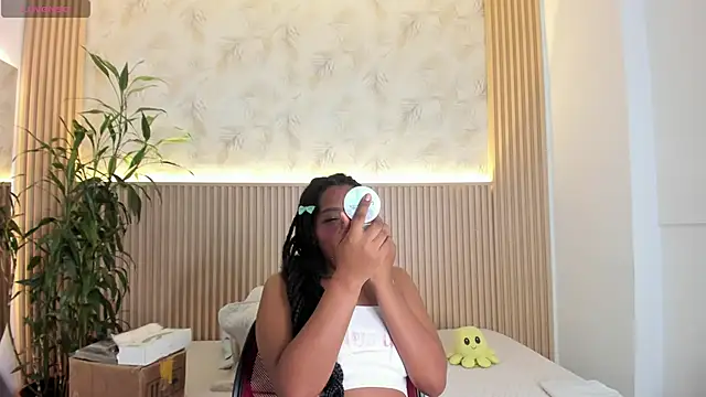 ValeryCortezm online show from 4, 11, 2025