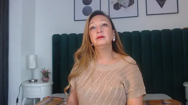 VictoriaQueen Fg online show from 6, 10, 2025