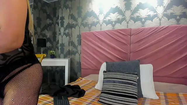 VictoriaQueen Fg online show from 20, 10, 2025