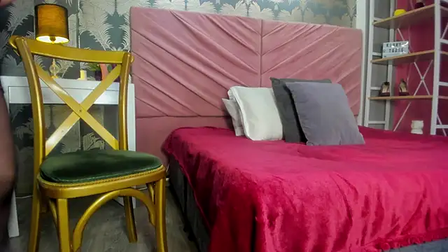 VictoriaQueen Fg online show from 5, 11, 2025