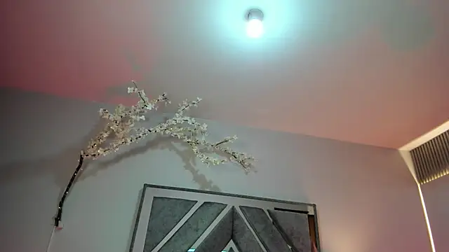 Snapshot of Isa_Rouse__ chatting on 7, 11, 2025 Isa Rouse online show from 7, 11, 2025