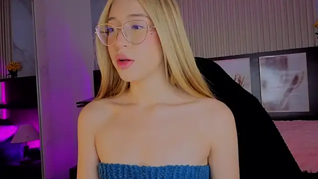 Snapshot of tokyoluu chatting on 13, 9, 2025 tokyoluu online show from 13, 9, 2025