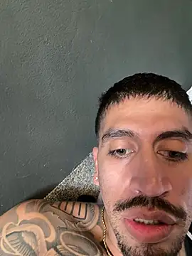 busnfatnutsLildee online show from 10, 4, 2026