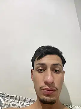Snapshot of 7Novinho chatting on 10, 7, 2026 7Novinho online show from 10, 7, 2026