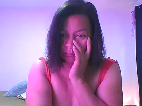 Snapshot of adri89-g chatting on 1, 10, 2025 adri89-g online show from 1, 10, 2025