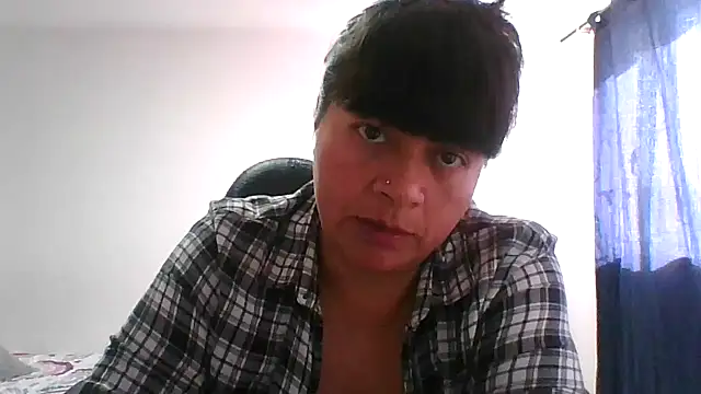 adri89-g online show from 5, 2, 2026