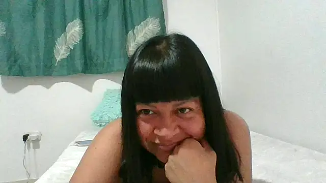 adri89-g online show from 14, 2, 2026