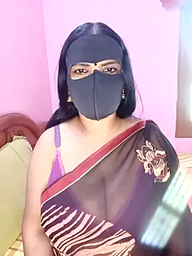 Snapshot of KannadaTamilTeluguBeauty chatting on 3, 11, 2025 KannadaTamilTeluguBeauty online show from 3, 11, 2025