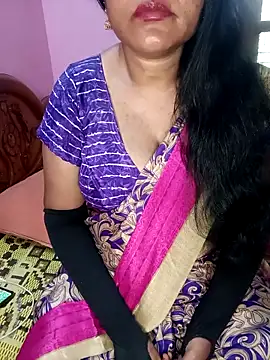 Snapshot of KannadaTamilTeluguBeauty chatting on 21, 11, 2025 KannadaTamilTeluguBeauty online show from 21, 11, 2025