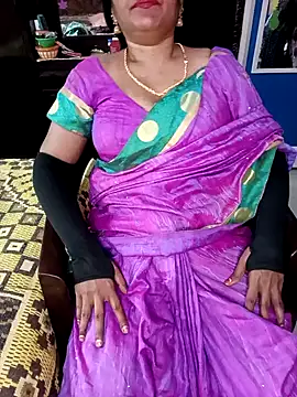 Snapshot of KannadaTamilTeluguBeauty chatting on 25, 11, 2025 KannadaTamilTeluguBeauty online show from 25, 11, 2025