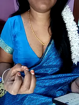 Snapshot of KannadaTamilTeluguBeauty chatting on 3, 12, 2025 KannadaTamilTeluguBeauty online show from 3, 12, 2025