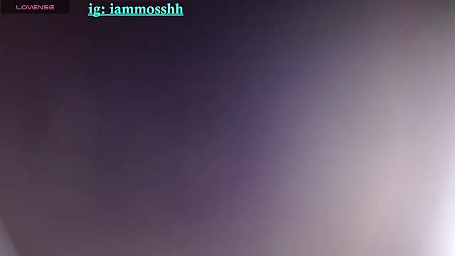 Isabella Mossh online show from 16, 10, 2025