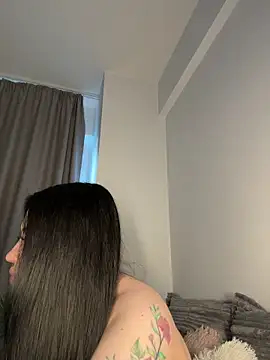 Snapshot of Andrestarr chatting on 4, 5, 2026 Andrestarr online show from 4, 5, 2026