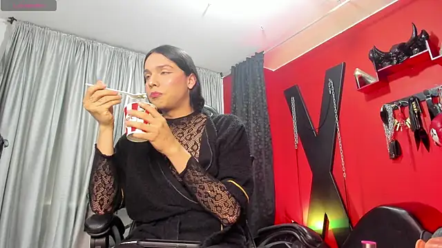 Snapshot of Almaazz chatting on 16, 4, 2026 Almaazz online show from 16, 4, 2026