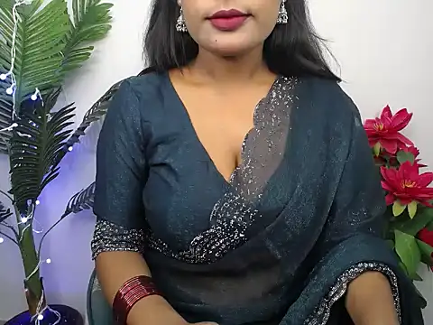 Snapshot of Naughtyy_stripgirl chatting on 8, 10, 2025 Naughtyy stripgirl online show from 8, 10, 2025